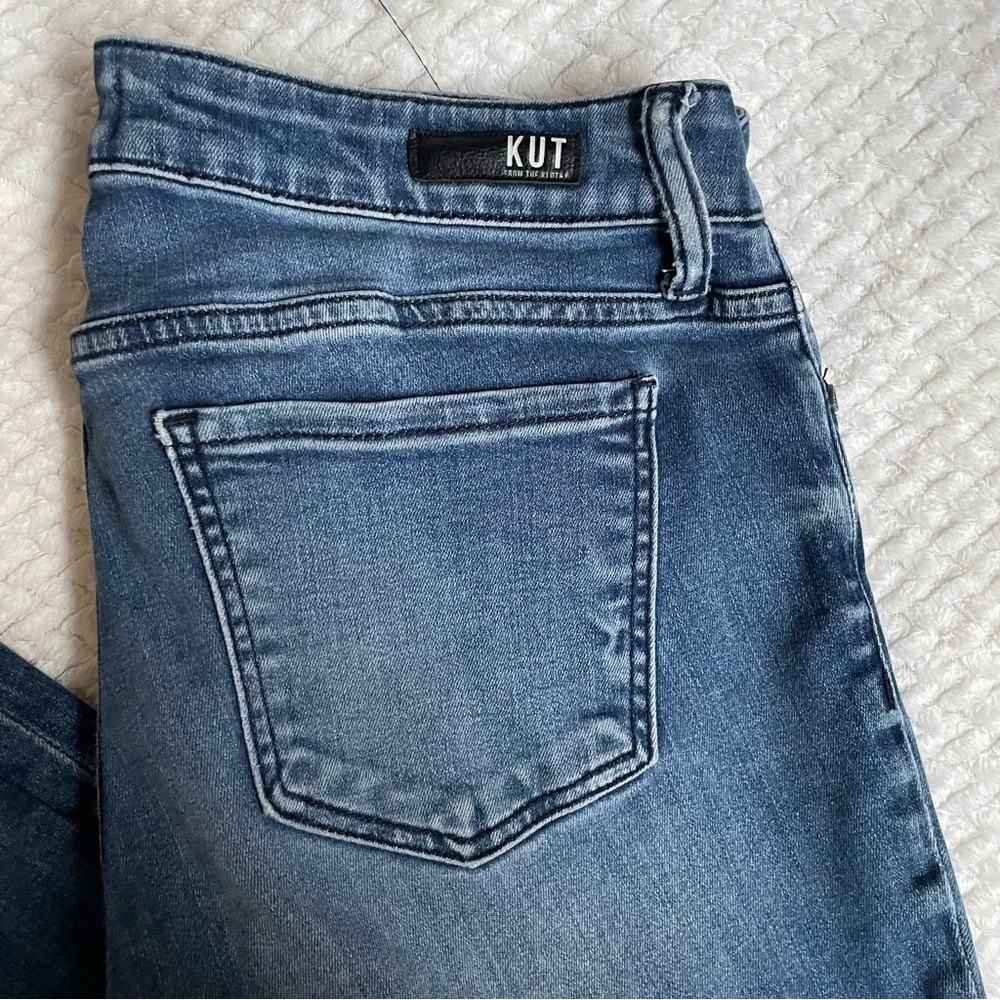 KUT From The Kloth Ankle Skinny Jeans| Size 6| Super Soft/Distressed Hem